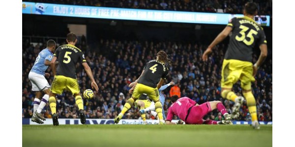 Manchester City 2-1 keert Southampton FC om